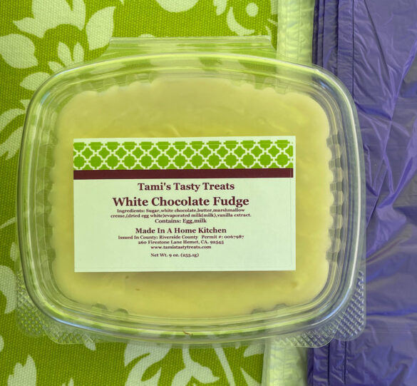 white_choc_fudge-tamis_tasty_treats white_choc_fudge-tamis_tasty_treats