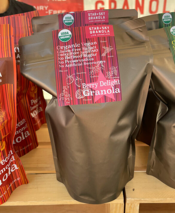 berry_delight_granola-star_sky_granola berry_delight_granola-star_sky_granola