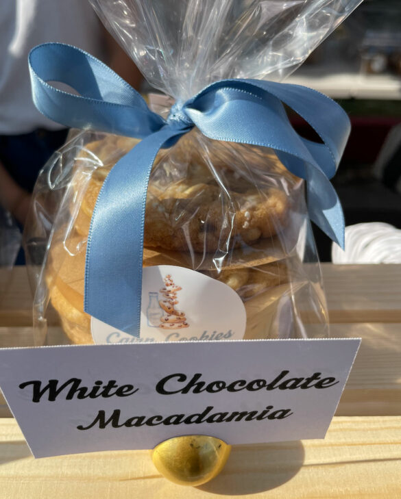 white_chocolate_macadamia-cairn_cookies white_chocolate_macadamia-cairn_cookies