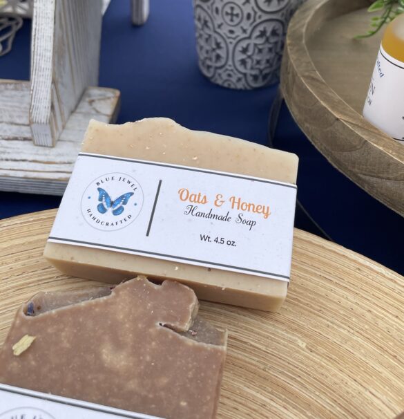 oats_and_honey_soap-blue_jewel oats_and_honey_soap-blue_jewel